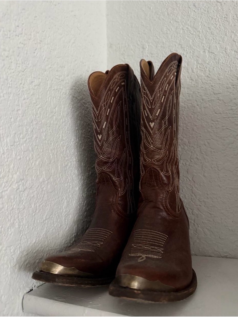 Idyllwind Brown Leather Western Heeled Boots with Metal Toe Caps